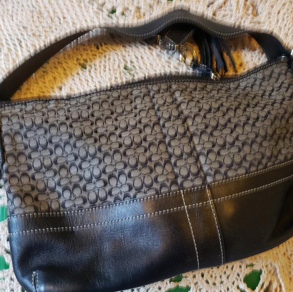 Designer Purses - Picture 15 of 16